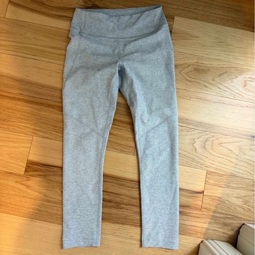 Size small, gray Outdoor Voiced leggings